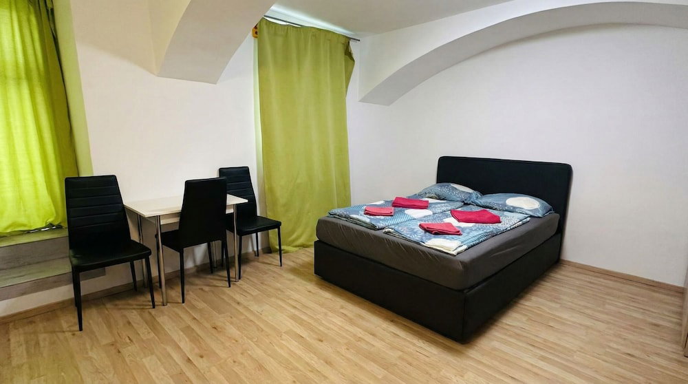 Hotel Beautiful 1Br Apartment Near Prater Park