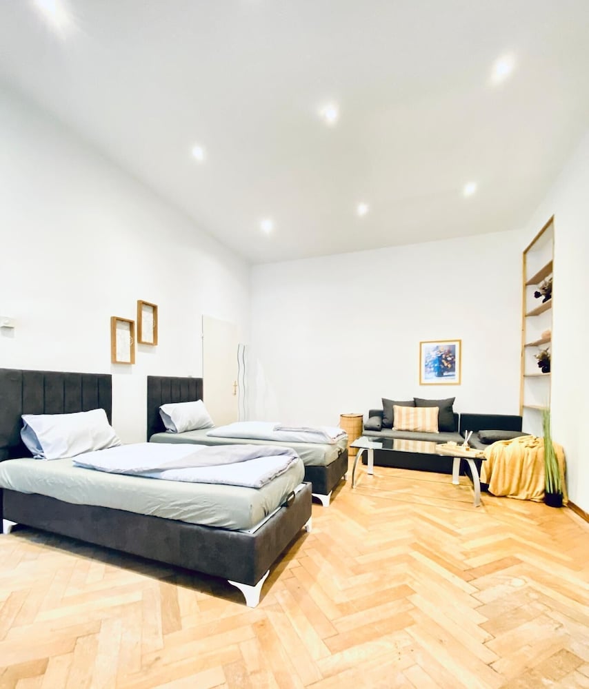 Hotel Bright And Spacious 2Br Flat Westbahnhof