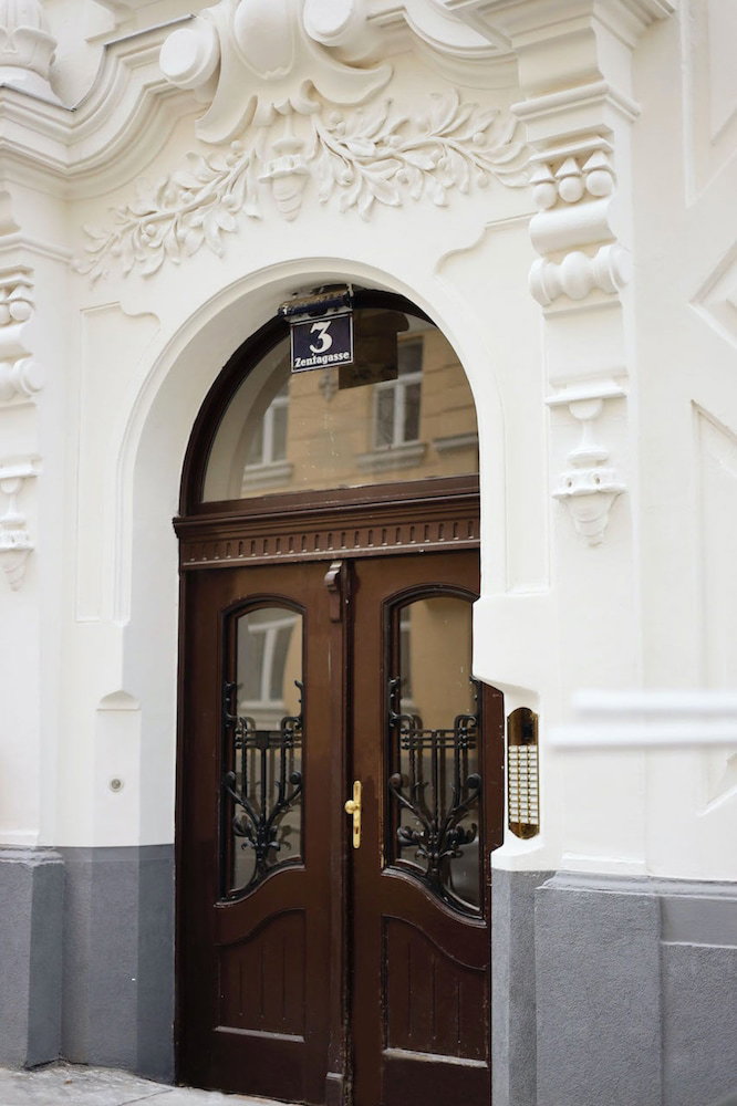 Hotel Heymi Apartments Zentagasse