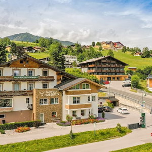 Hotel Landhaus Hubertus Wellness & Breakfast cazare Schladming