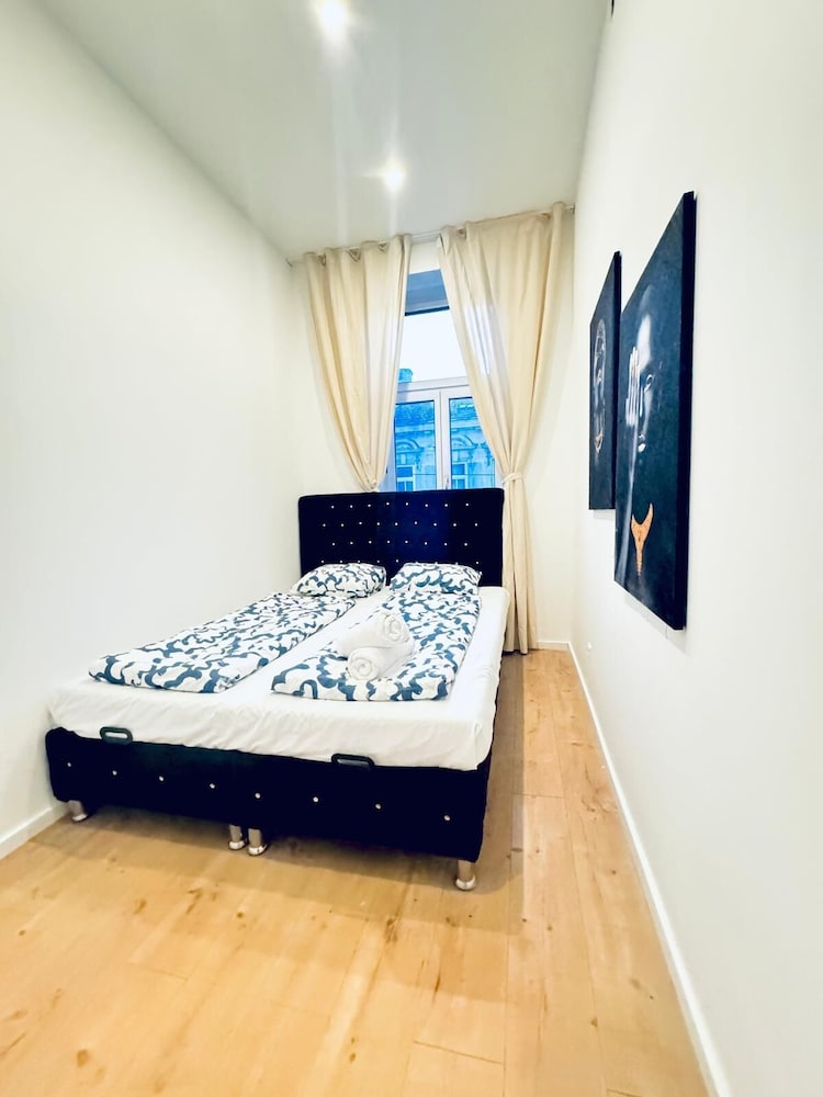 Hotel Spacious 3Br Near Kaufpark Alterlaa