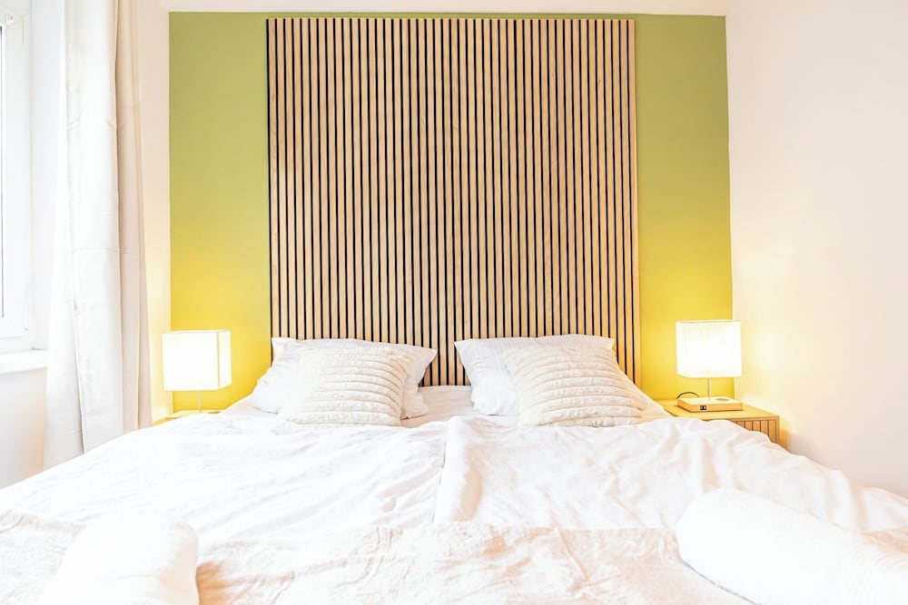 Hotel City Center Metro 1Br 1Lr King Bed