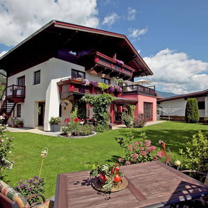 Hotel Apartment In Bramberg Am Wildkogel With Balcony cazare Bramberg am Wildkogel