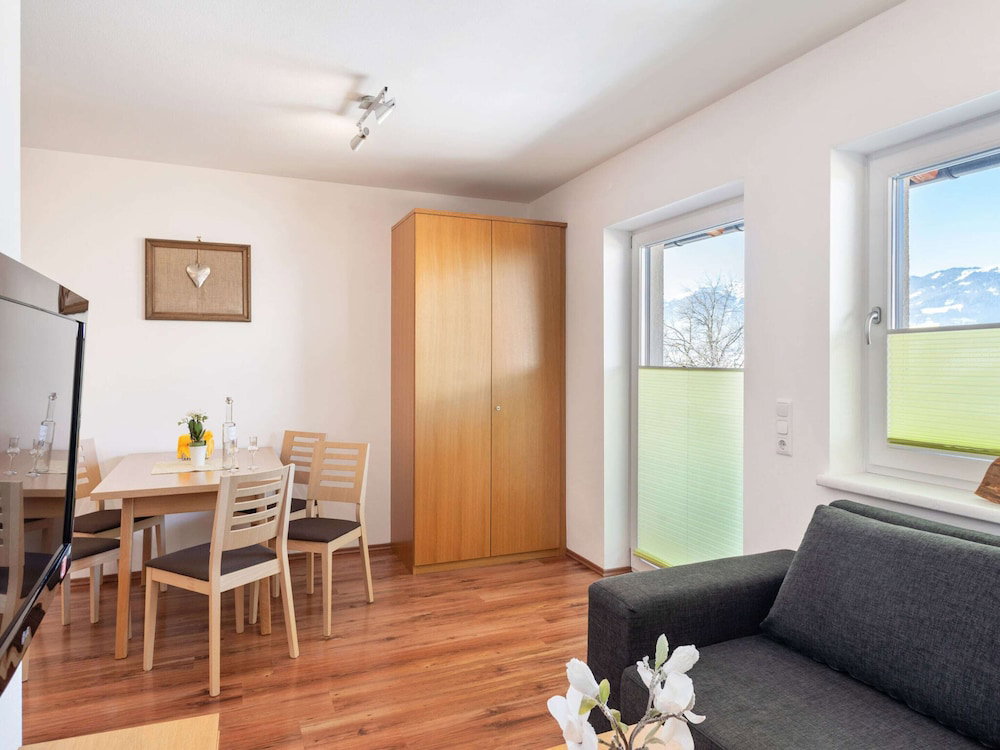 Hotel Apartment In Saalfelden Near Ski Slopes