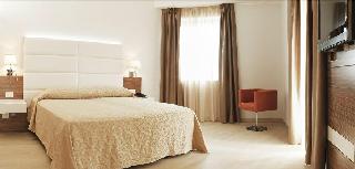 S Hotel