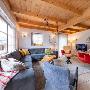Hotel Authentic Mountain Retreat For 12 cazare Wald im Pinzgau