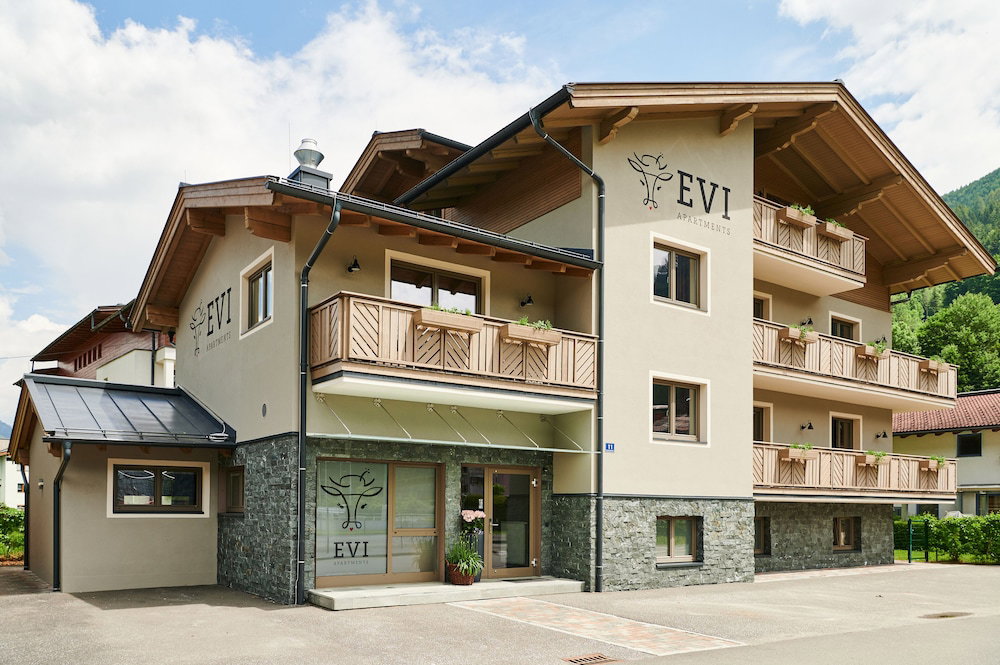 Hotel Evi Apartments Via We Rent