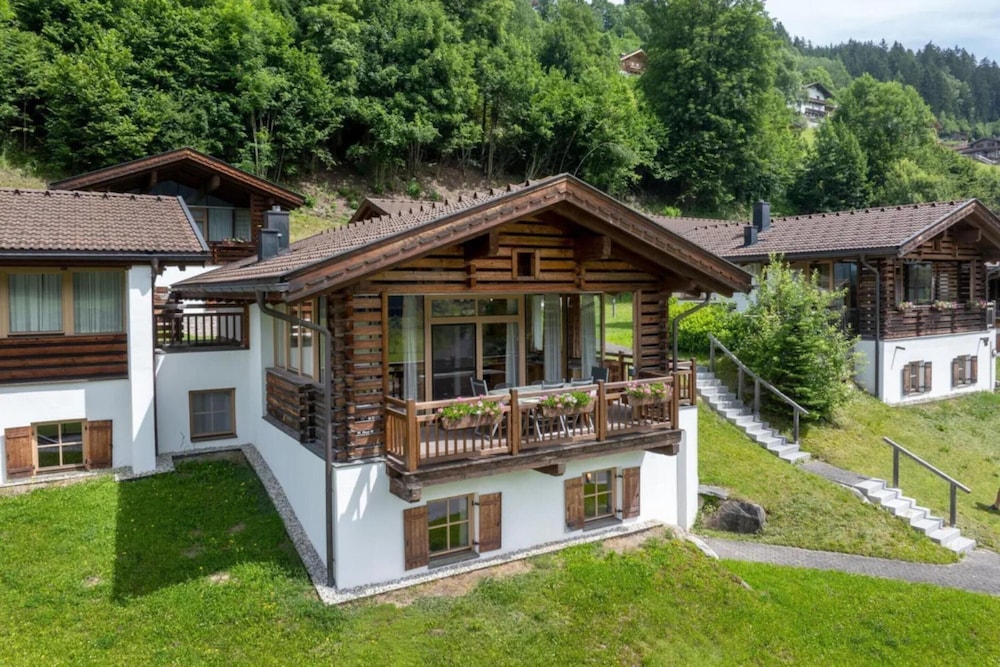Hotel Pinzgau Ski Chalet Retreat With Balcony