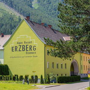Hotel Snug Apartment With Balcony cazare Eisenerz