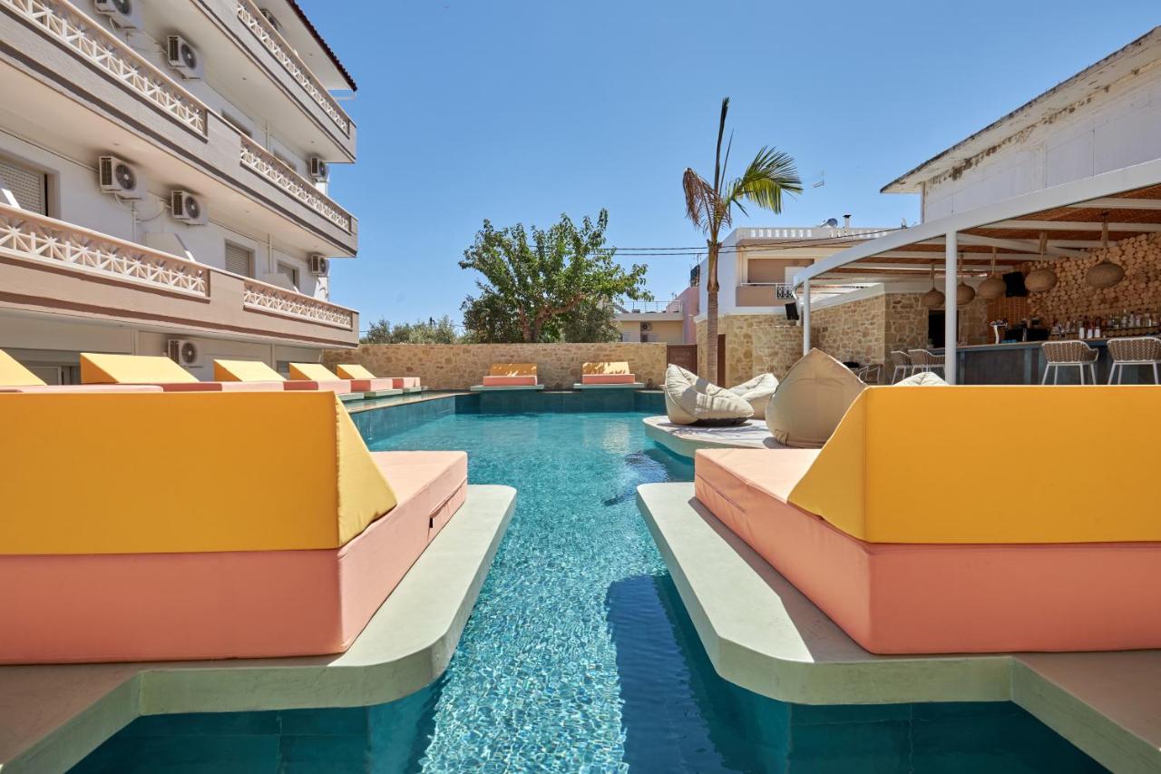 Asana Hotel (Adults Only)