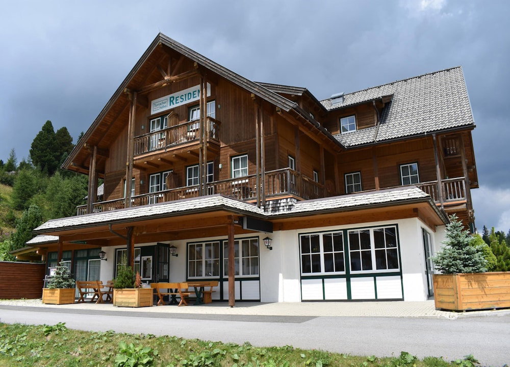 Hotel Studio Apartment With Nice Balcony