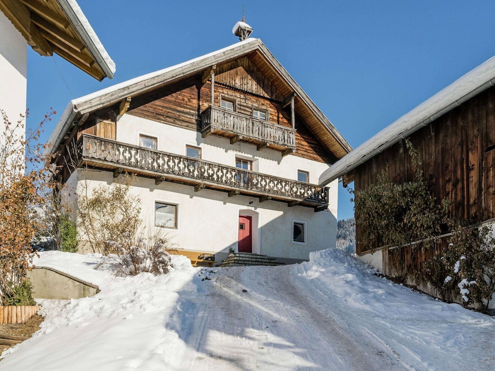 Hotel Farmhouse In St. Johann With Sauna