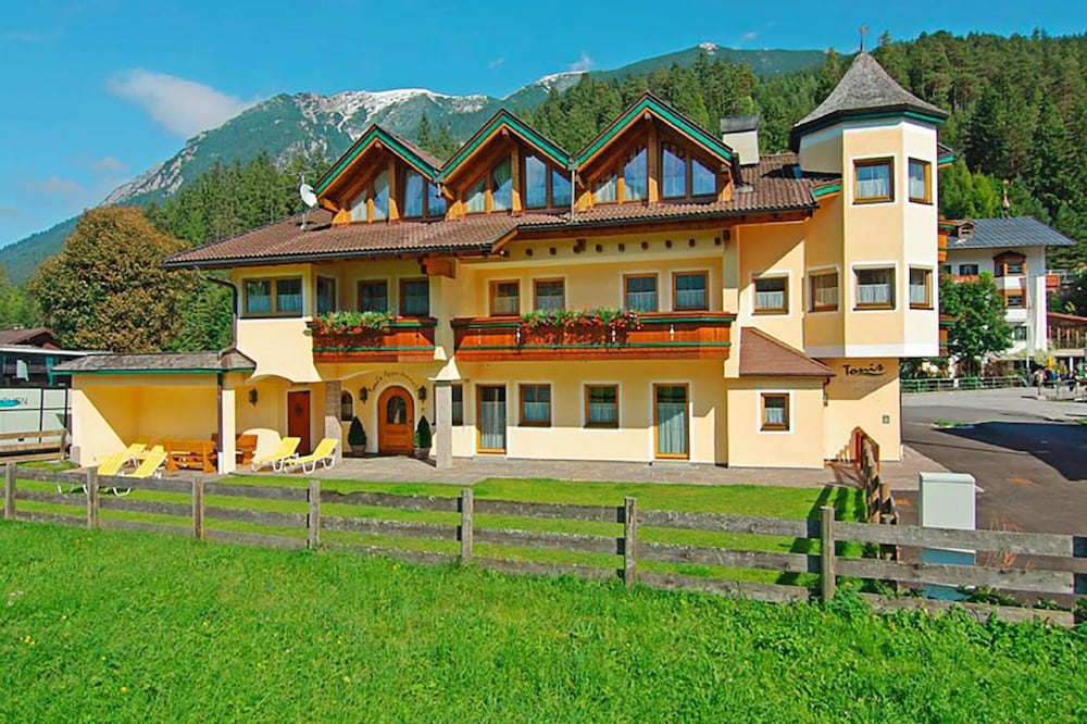 Hotel Apartment In Achenkirch Near Lake Achensee