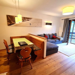 Hotel Apartment With Balcony And Mountain Views cazare Bad Kleinkirchheim