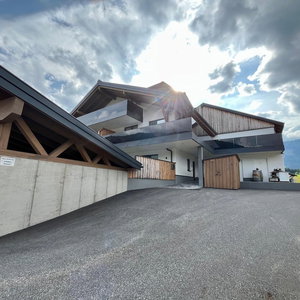 Hotel Apartment In Saalfelden Near Ski Slopes cazare Saalfelden am Steinernen Meer