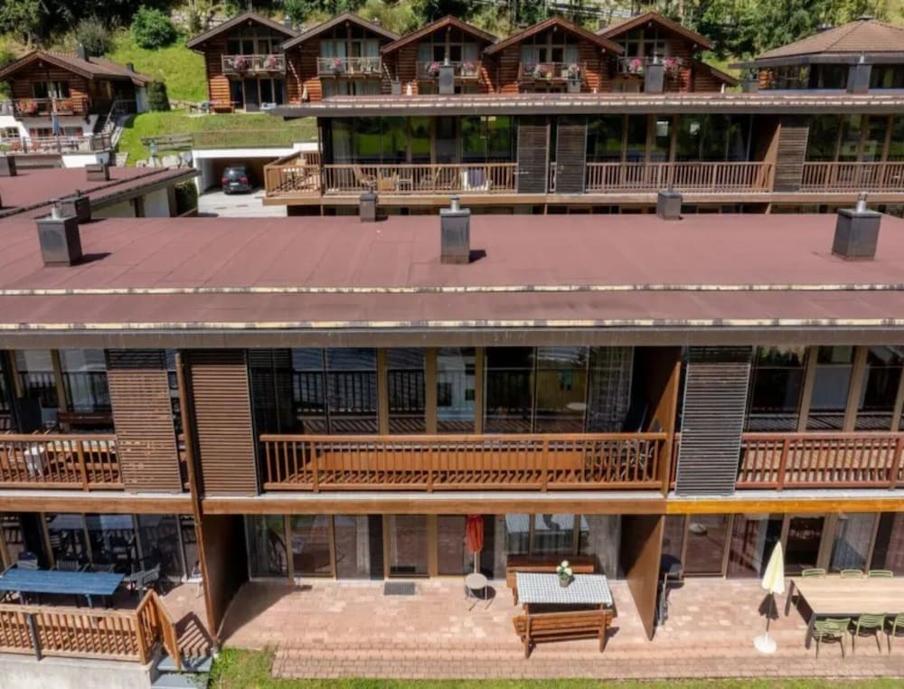Hotel Maisonette Stay For 8 Guests