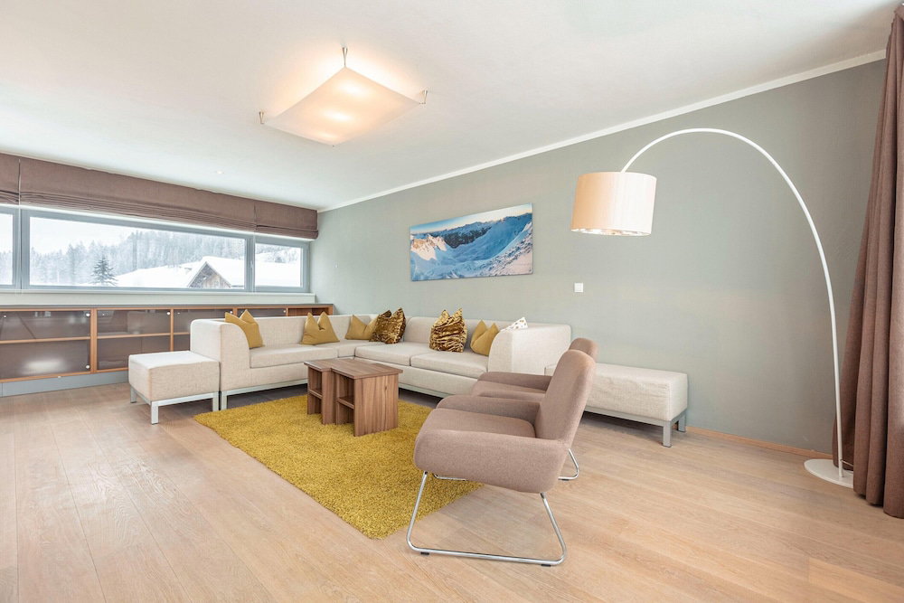 Hotel Idyllic Penthouse In Höggen Near Ski Slopes With Sauna