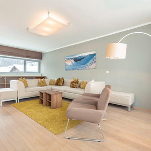 Hotel Idyllic Penthouse In Höggen Near Ski Slopes With Sauna cazare Radstadt