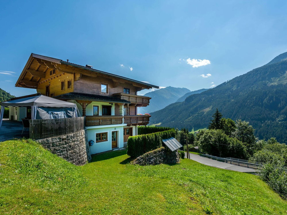 Hotel Chalet In Wald Near Zillertal Ski Area