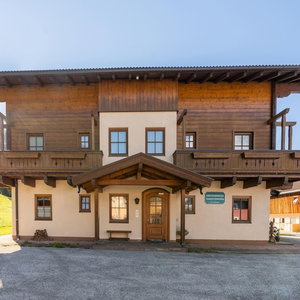 Hotel Beautiful Apartment In Mittersill With Balcony cazare Mittersill