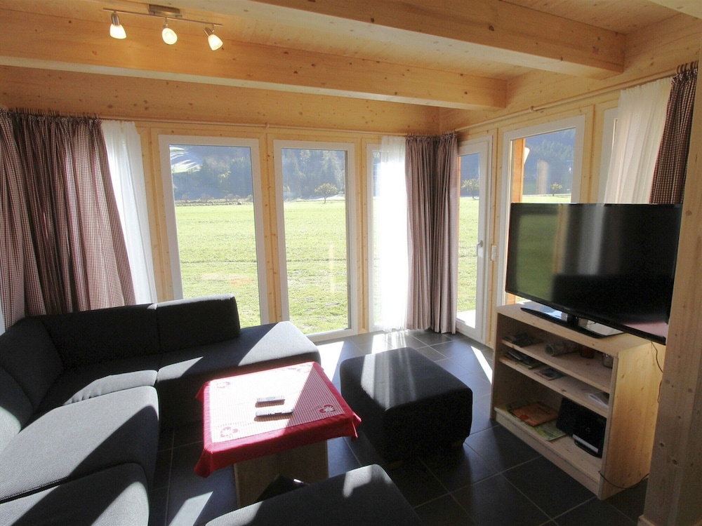 Hotel Luxurious Chalet In Murau With Outside Hot Tub