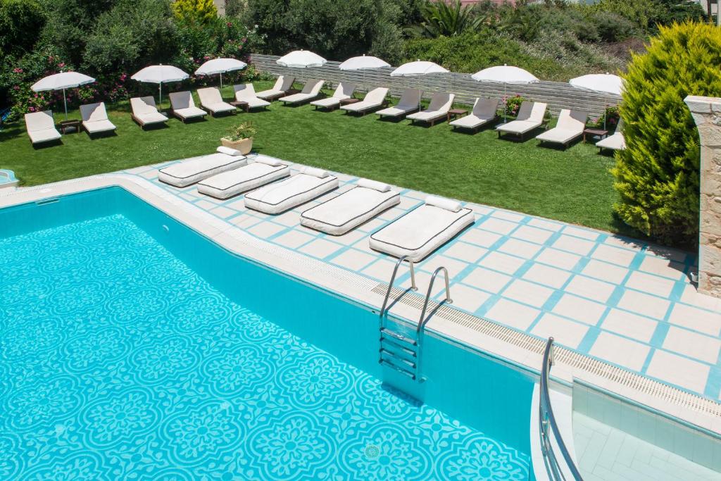 dal travel Anesis Blue Boutique