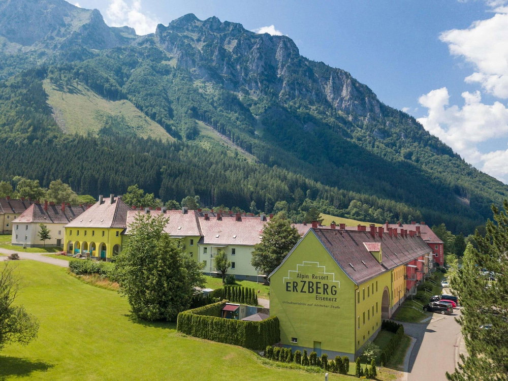 Hotel Lush Apartment In Styria With Whirlpool
