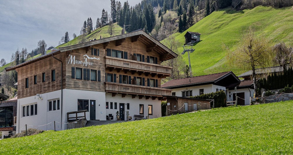 Hotel Apartment At The Ski Lift In Jochberg