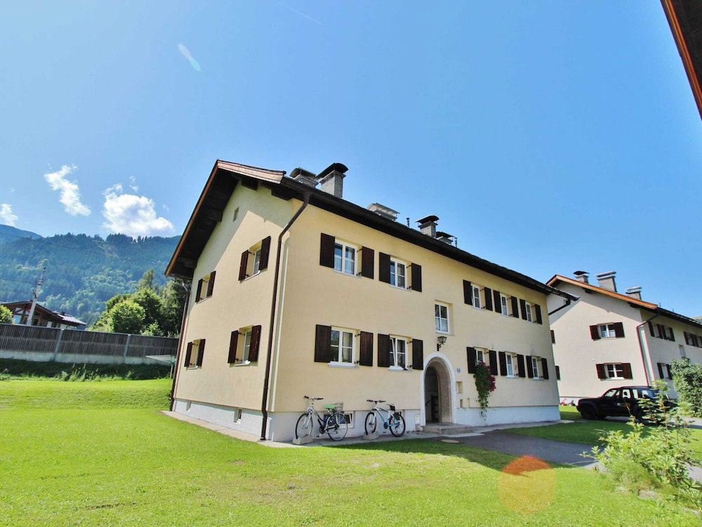 Hotel Apartment Kitzbuhel Near Ski Slopes