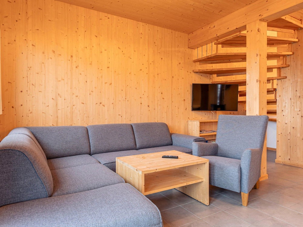Hotel Lavish Chalet With Sauna Near Ski-Slope