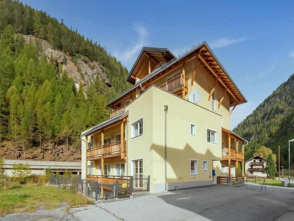 Hotel Apartment Zwieselstein Near Ski Slopes