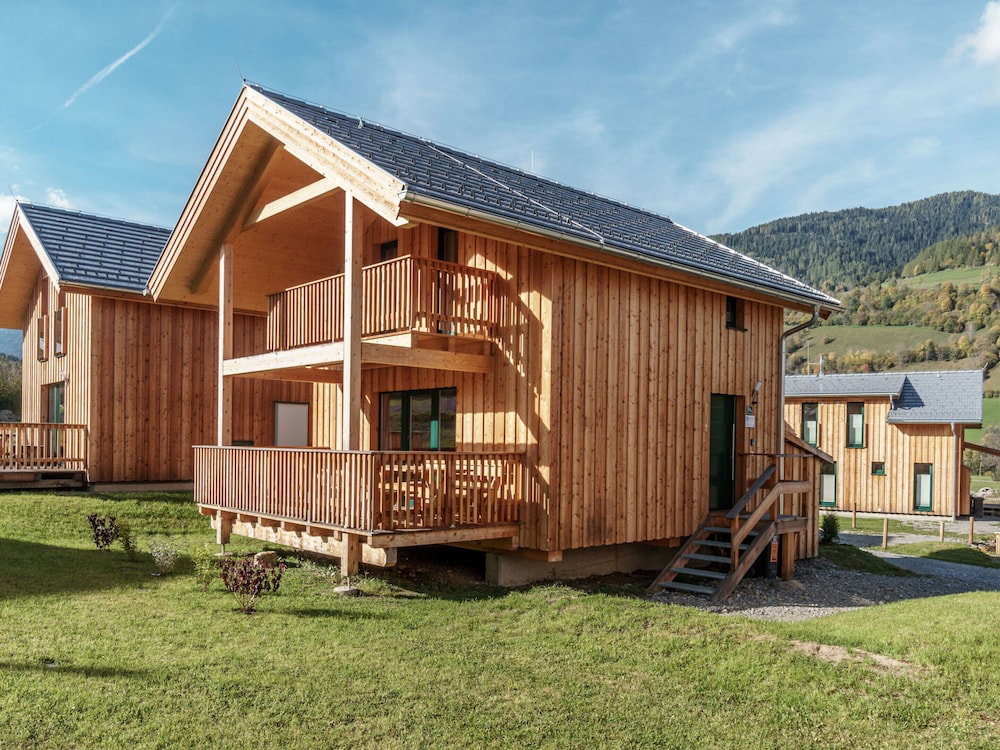 Hotel Snug Chalet With Sauna