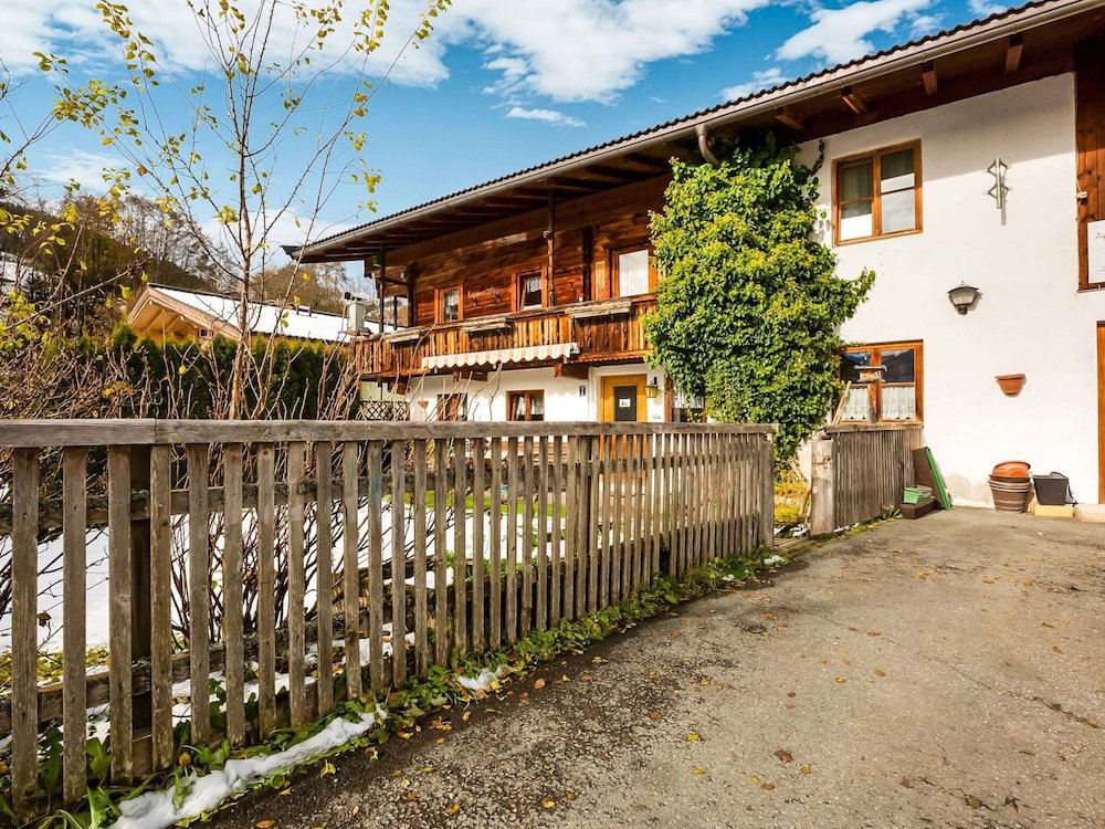 Hotel Chalet In Jochberg Near Thurn Pass