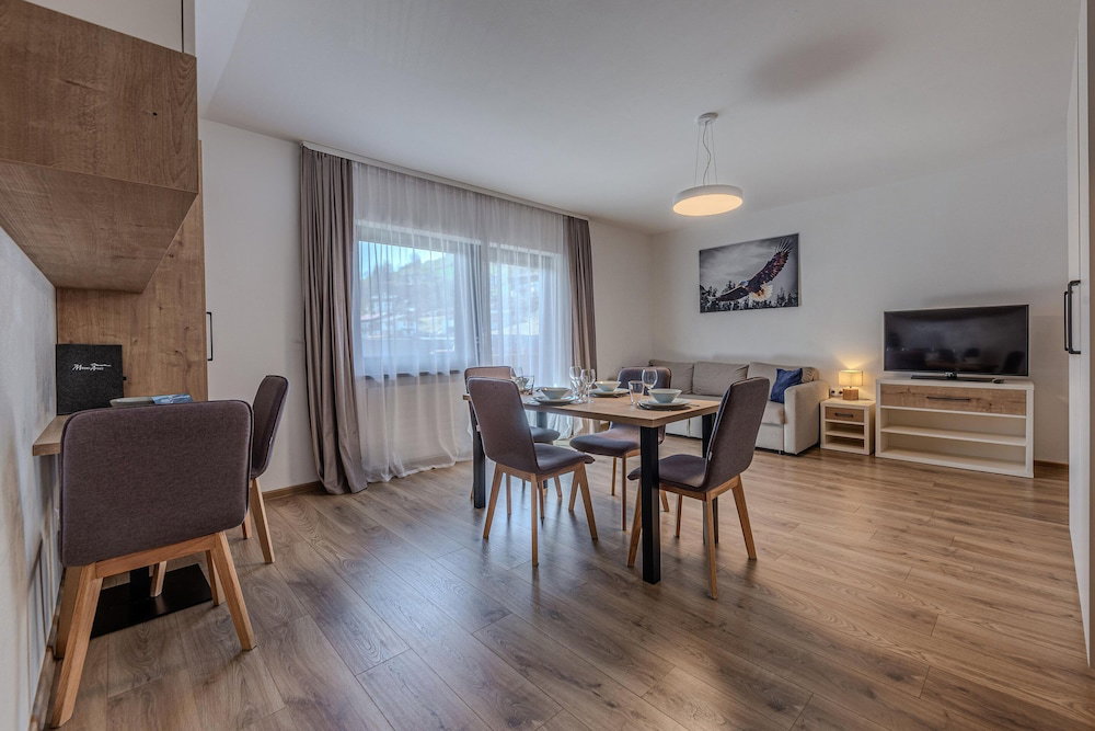 Hotel Holiday Apartment In Jochberg Near The Ski Lift