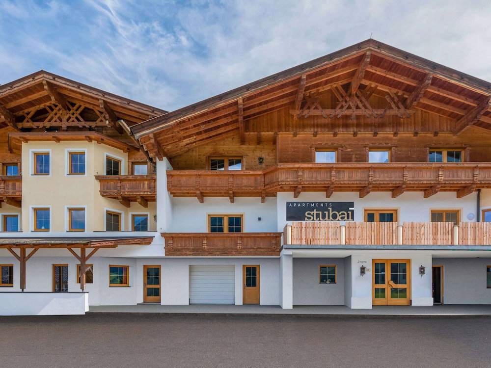 Hotel Holiday Apartment In Stubai With Balcony