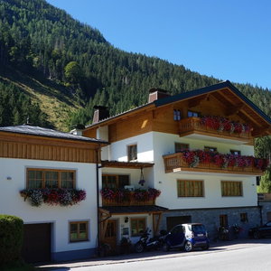Hotel Apartment In Flachau Near Ski Slopes cazare Flachau