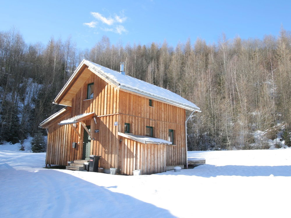 Hotel Chalet In Stadl An Der Mur / Styria With Terrace