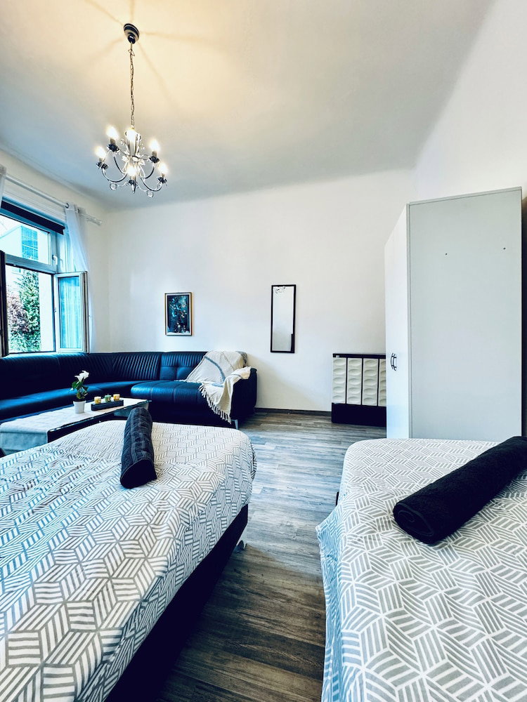 Hotel Peaceful 2Br Stay Well Connected