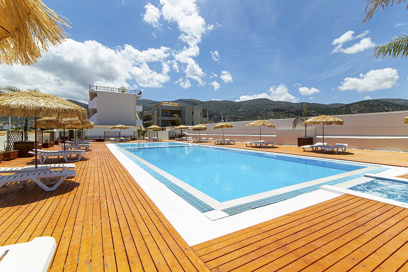 dal travel Triton Hotel