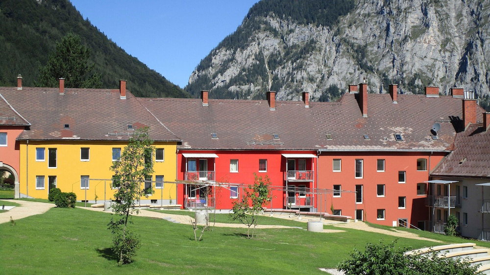 Hotel Spacious Apartment In Styria With Garden View