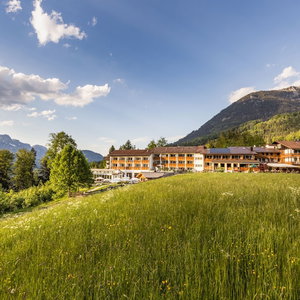 Hotel Alm- & Wellnesshotel Alpenhof cazare Frauenburg