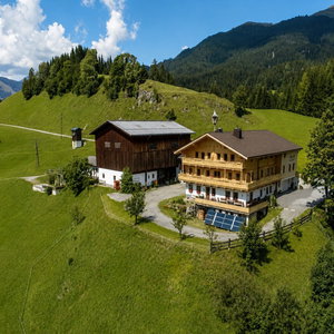 Hotel Holiday With Mountain Views In Mittersill cazare Mayrhofen