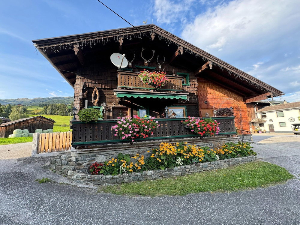 Hotel Chalet Near Passthurn Ski Area Kitzbuhel