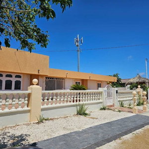 Hotel Maria Mulata Apartments cazare Tanki Leendert
