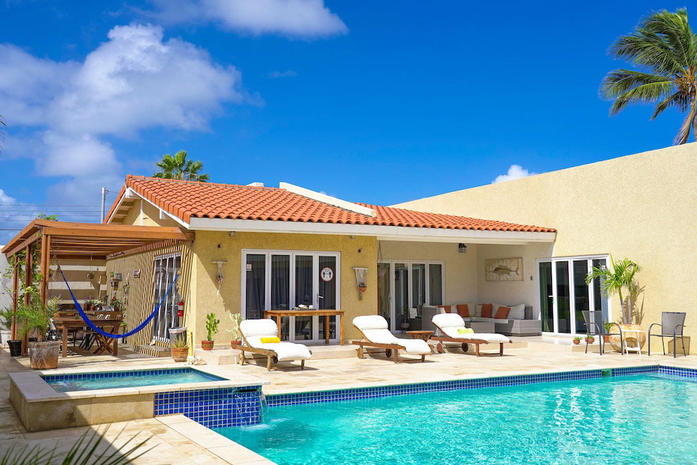 Hotel Arubas Bakval Suites