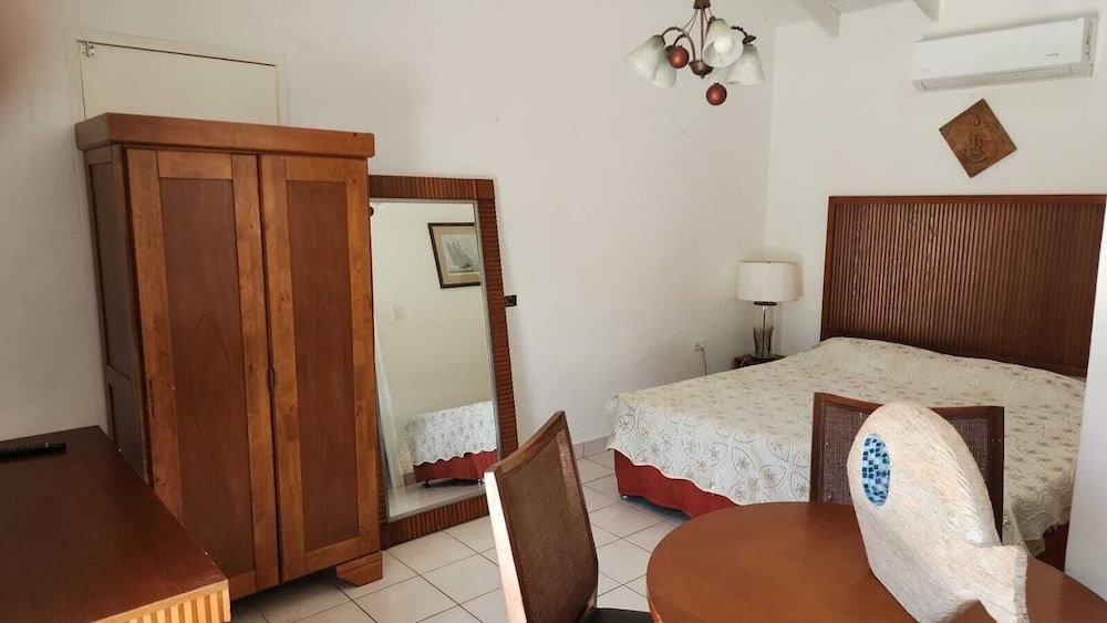 Hotel Hostel Weaving Mill Aruba