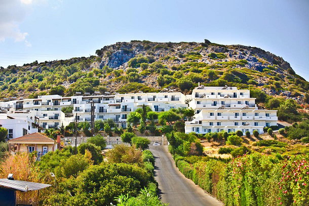 dal travel Semiramis Village