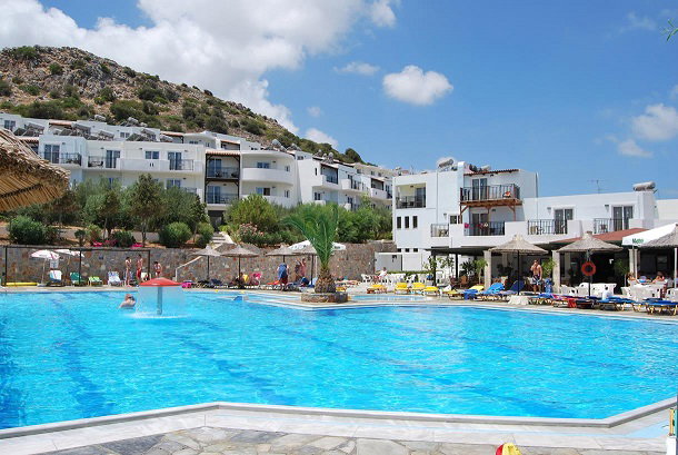 dal travel Semiramis Village