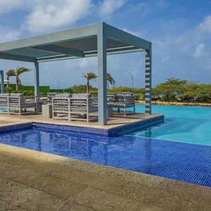 Hotel Azure Beach Residences cazare Tanki Leendert
