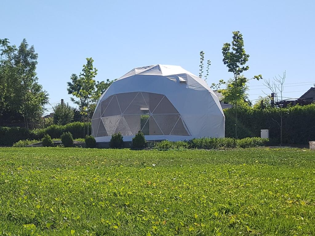 Seagloo Glamping